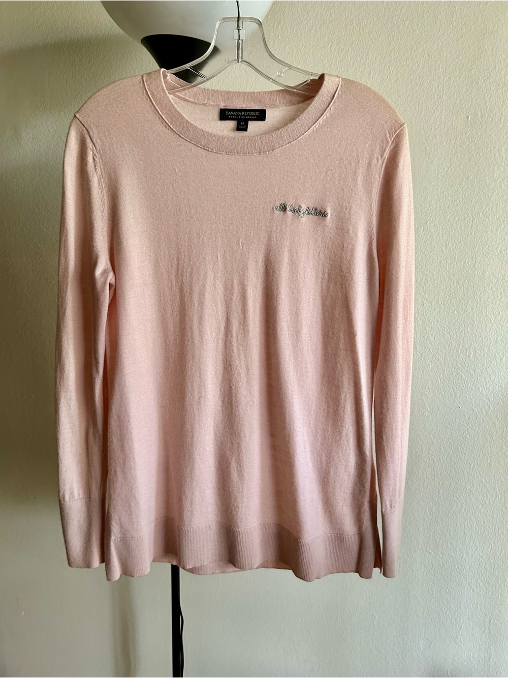 Banana Republic Women’s Pale Pink Long Sleeve Knit Top